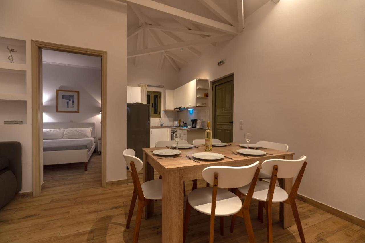 Kosyforema Villas 吉亚洛瓦 外观 照片