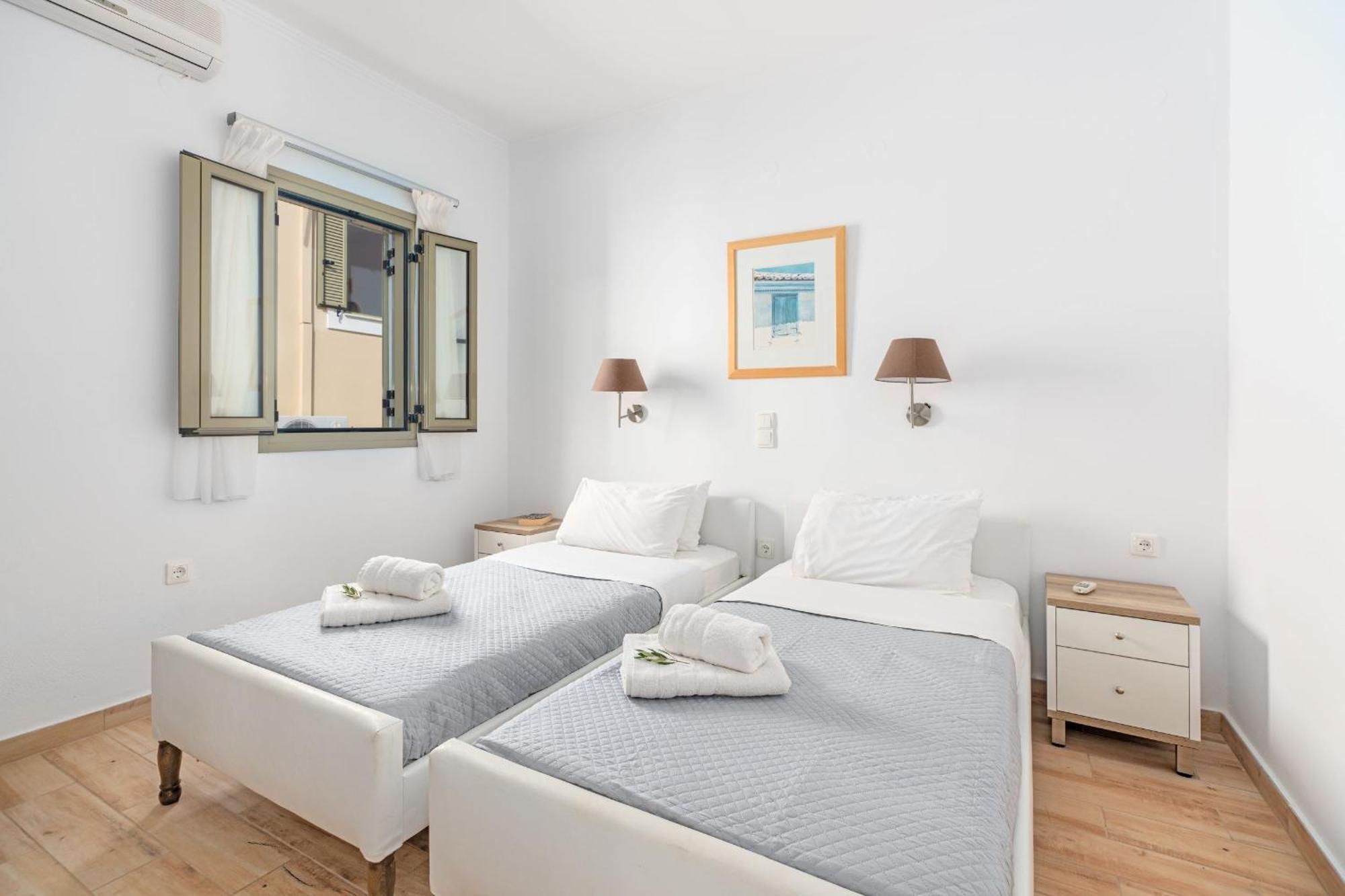 Kosyforema Villas 吉亚洛瓦 外观 照片